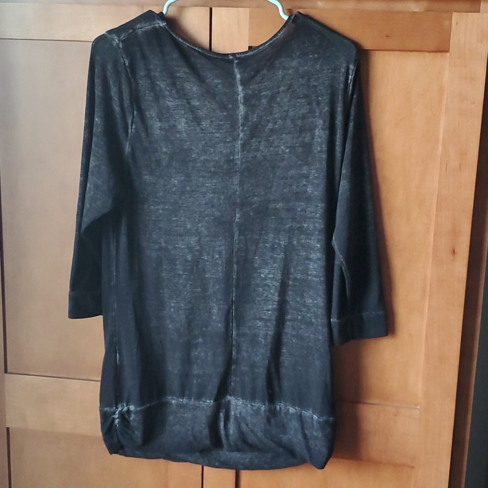 🛍 Distressed top 🖤 - Picture 5 of 5